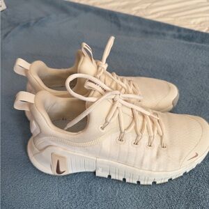 Nike Metcon 6 (Women's 8.5)